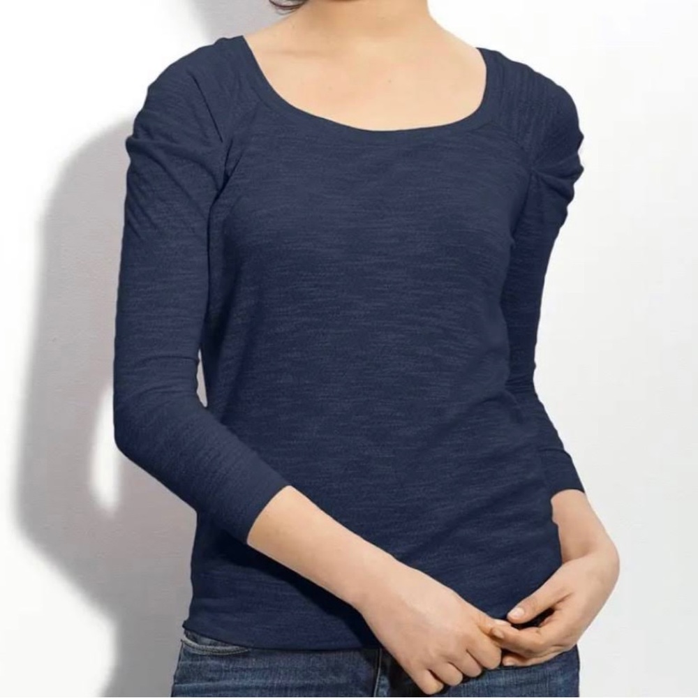 Free People navy 3/4 sleeve puff ruched shoulder, round neck, small